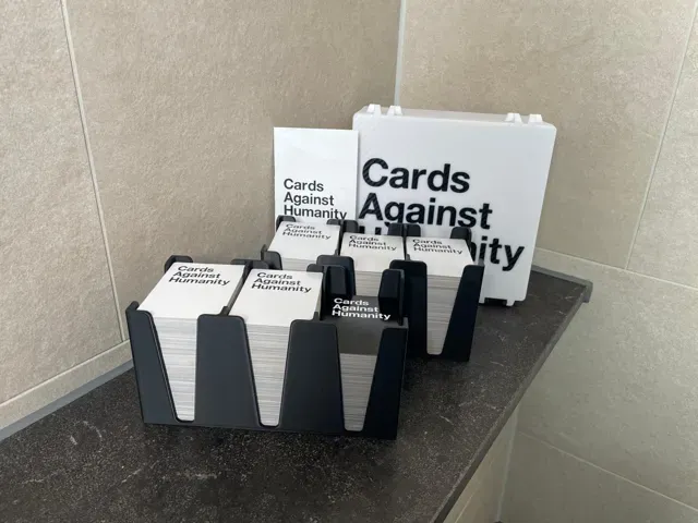 Cards Against Humanity - Snaplock Card Box - Big — Фото 4 из 5