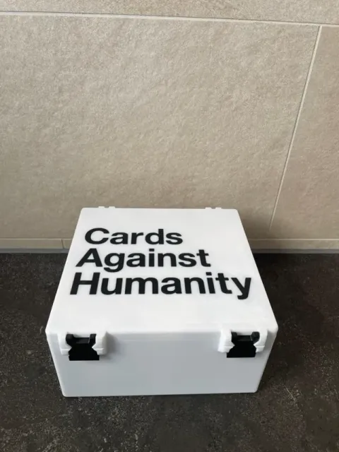Cards Against Humanity - Snaplock Card Box - Big — Фото 2 из 5