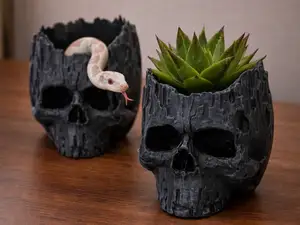 Bark Skull Hide & Planter – Woodland Terrarium 