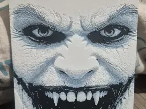 Clown smile hueforge