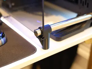 Improved Thermaltake Core P Series Feet