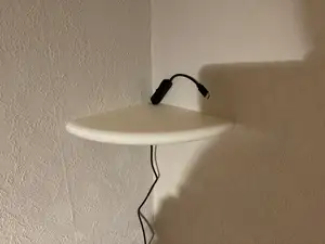 Corner Shelf / Eckregal