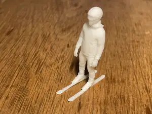 Kleiner Skifahrer
