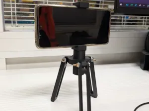 Phone tripod adjustable and foldable