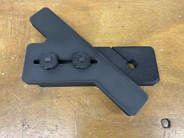 Adjustable Jigsaw Cutting Guide (90° / 45°) — Image 16 of 17