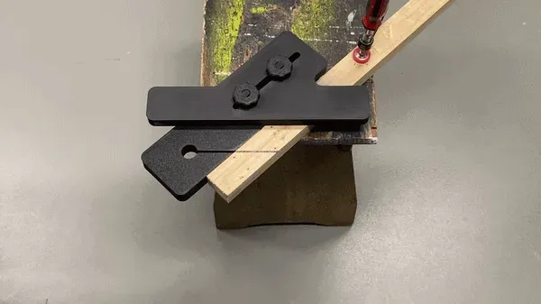 Adjustable Jigsaw Cutting Guide (90° / 45°) — Image 3 of 17