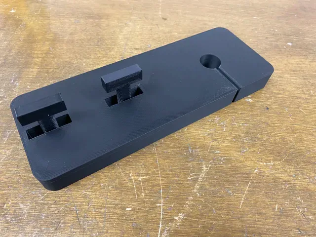 Adjustable Jigsaw Cutting Guide (90° / 45°) — Image 7 of 17