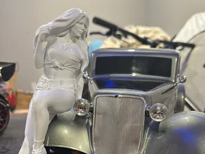 woman leaning on car  perfect for rc dioramas 