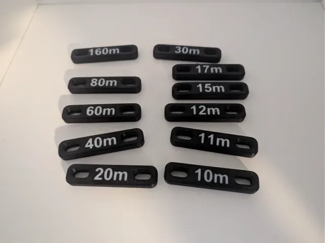 labeled Antenna Insulator for Wire Antennas