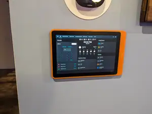 Amazon Fire HD 10 (2023) (13th Gen) Wall Mount