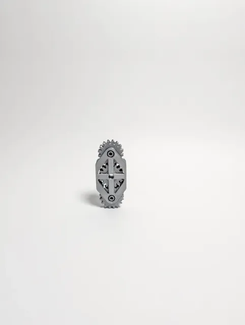 Triple-Gear Fidget - Smooth Mechanical Movement — Image 9 of 10