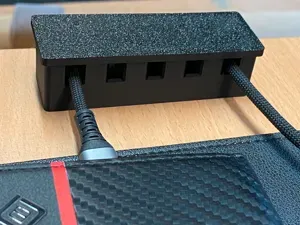 USB-Kabelhalter mit Tischklemme (5x USB)