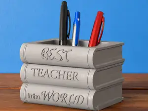 Best teacher in the world pen holder teacher gift