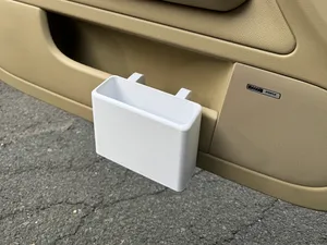 Universeller Mülleimer für Autotüren