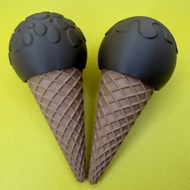 Waffle Cone Ice Cream Clicker Fidget — Image 14 of 16