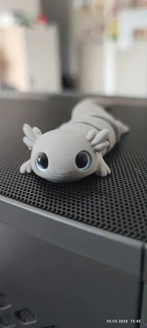 Baby Axolotl – Cute Articulated Toy — Фото 2 из 7