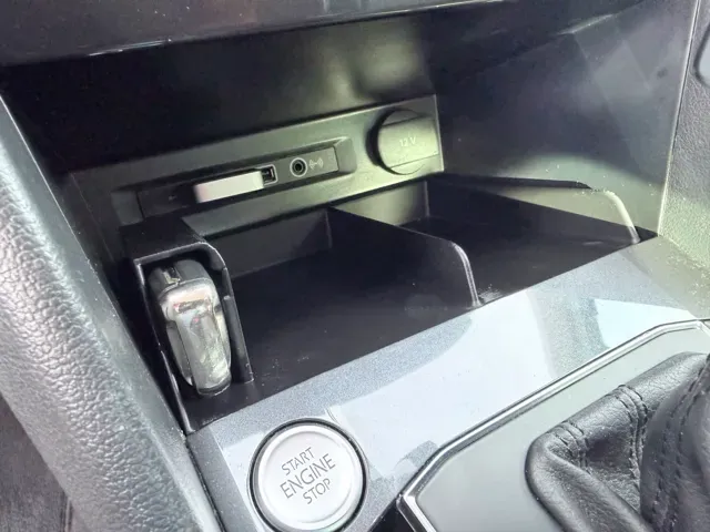 Ablage Mittelkonsole VW Tiguan 2 5N / AD1 2018