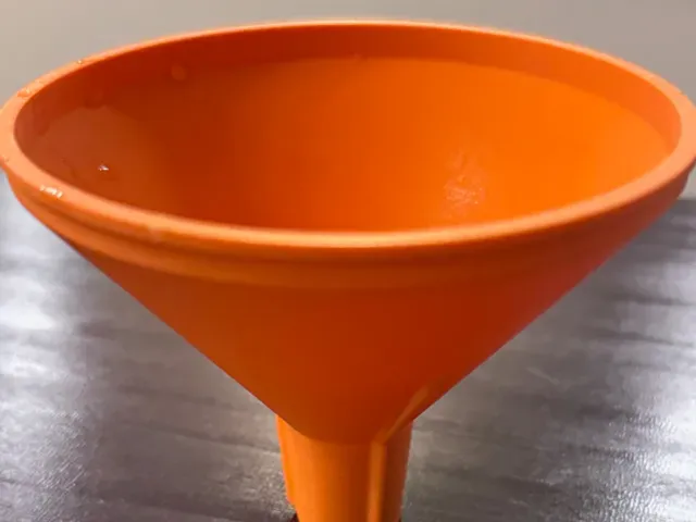 Vented Funnel for SodaStream Bottles | No Supports