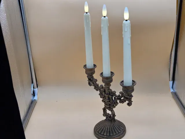 Ornamental 3-armiger Kerzenhalter — Image 3 of 8
