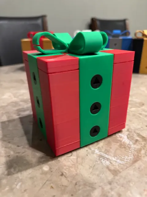 Gift Box Puzzle — Image 4 of 8