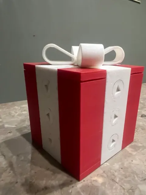 Gift Box Puzzle — Image 2 of 8
