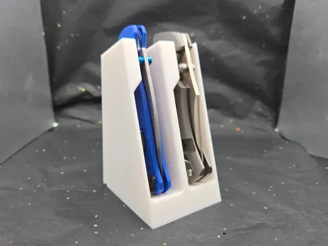 Upright Folding Knife Display | Multiple Sizes — Фото 8 из 16