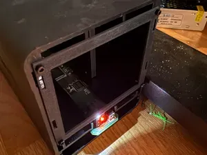 D-Link DNS-325 front cover mounting frame