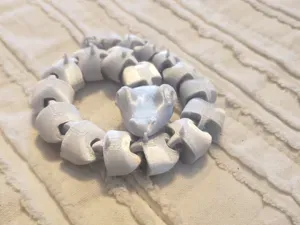Spikey – Articulating Snake With Spikes