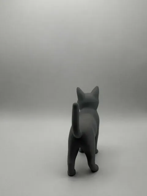 Standing Cat – Minimal Realistic Figurine — Фото 5 из 7