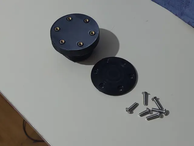 Thrustmaster T300 Logitech Wheel Adapter — Image 7 of 7