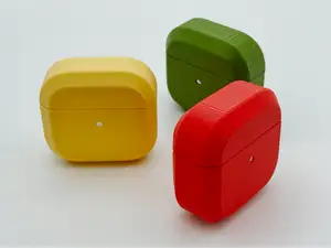 Flat-Edged AirPods 4 Case