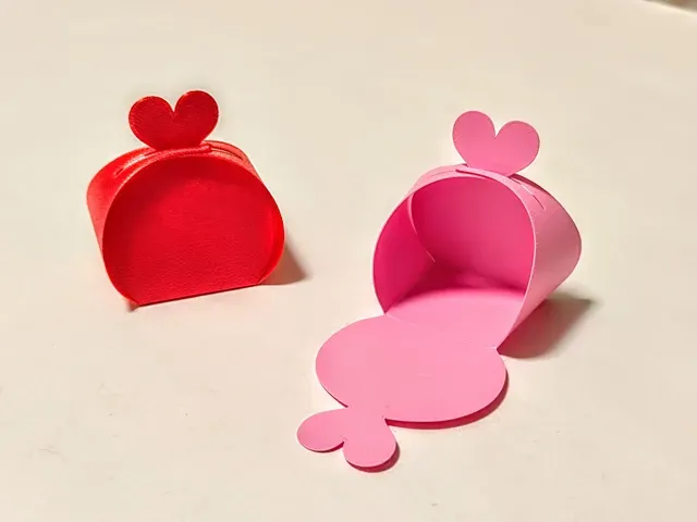 Minimalist Valentine Gift Box (Print-to-Fold) — Фото 3 из 3