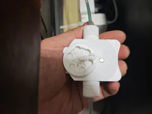 手动上料退料装置