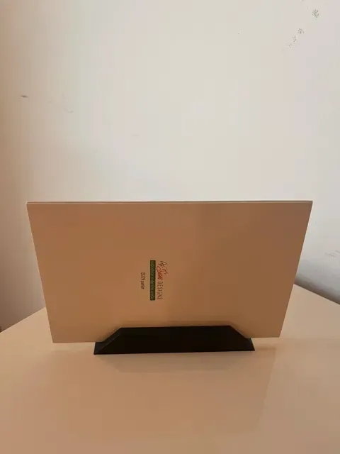 Minimalist Postcard & Picture Display Holder — Image 4 of 6
