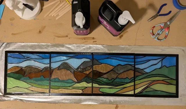 Mountain Stained Glass Window Frame — Фото 2 из 5