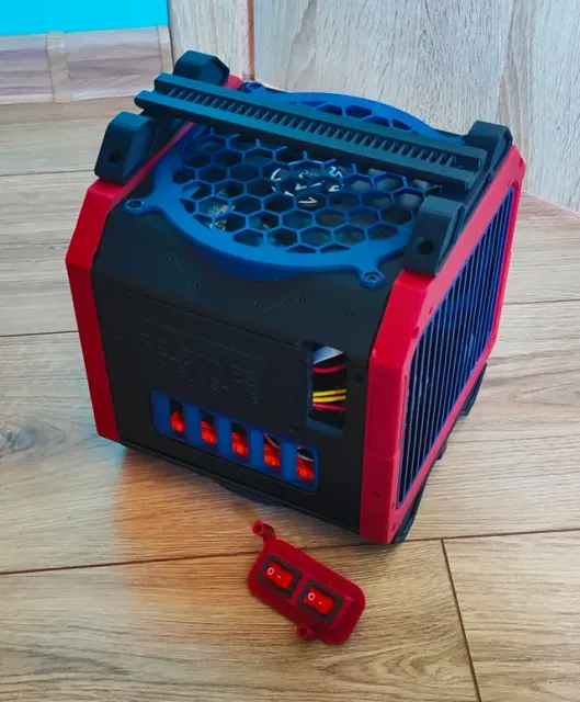 Cyberpunk mini ITX case SFX 4-8x 2.5" 140x140mm X2 — Фото 3 из 12