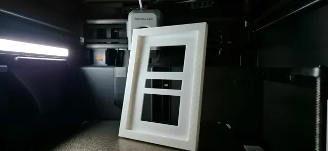 Simple 4x6 Picture frame with back plate and stand — Фото 6 из 6