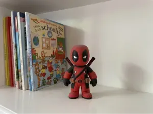 Knitted Deadpool Figure | Marvel