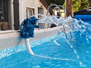 Blastoise Water Fountain jet for tubular Pools
