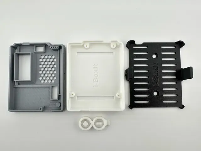 Arduino Uno Q Case Kit - Snap-fit - Wall Mount — Image 3 of 4