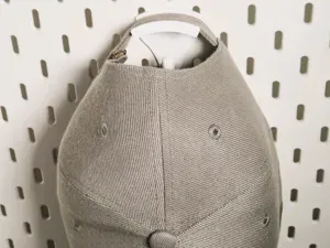 Porte casquette IKEA Skadis