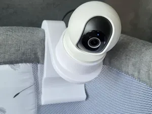 Xiaomi camera holder for a crib with a container