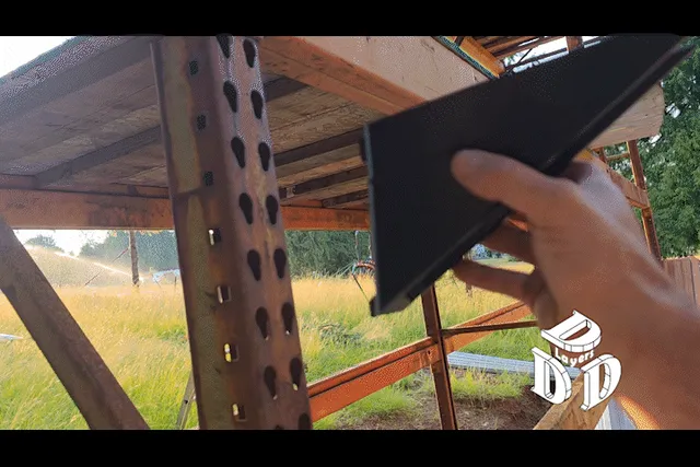 Pallet Rack Mount for Long-Handle Tools