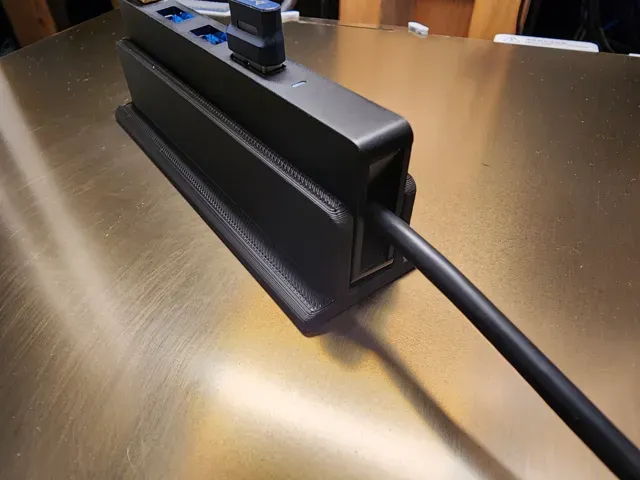 Anker USB Hub Stand v1 — Фото 3 из 3