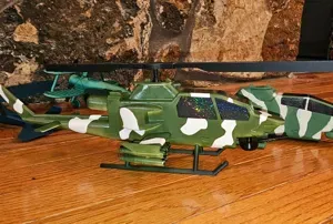 Helicopter - AH-1S