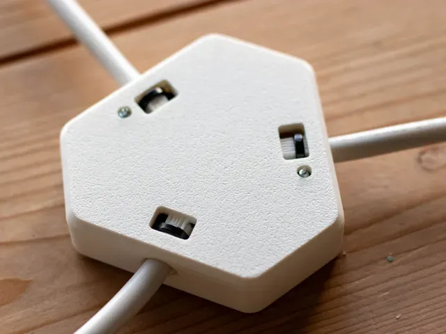 WAGO 221 Junction Box — Image 9 of 9