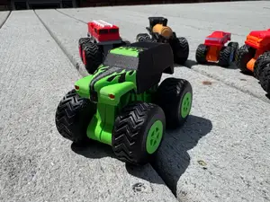 Monster Truck Toy - GRAVE DIGGER Style