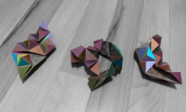Infinite Flippy Flappy Pyramids Fidget Toy — Image 2 of 8