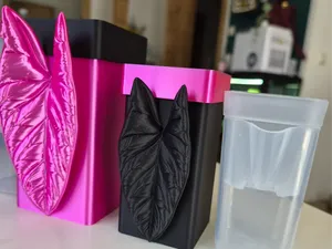 Self watering Planter Scalprum two sizes