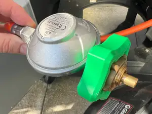 Einfacher Grill BBQ Gasflaschen Schlüssel Schlauch